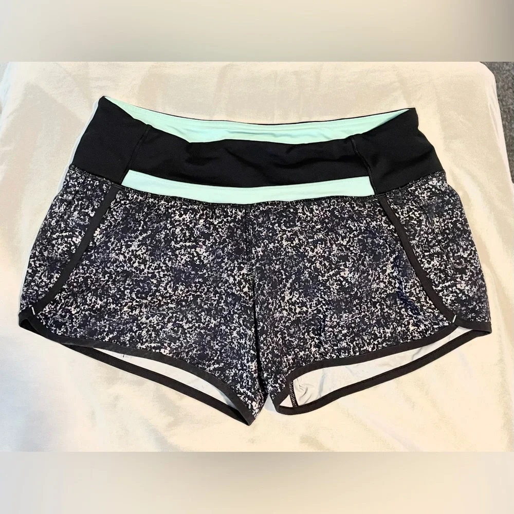 *EUC* Lululemon Run Times Shorts - Rocky Road Sand Dune Toothpaste - Wmns Size 6